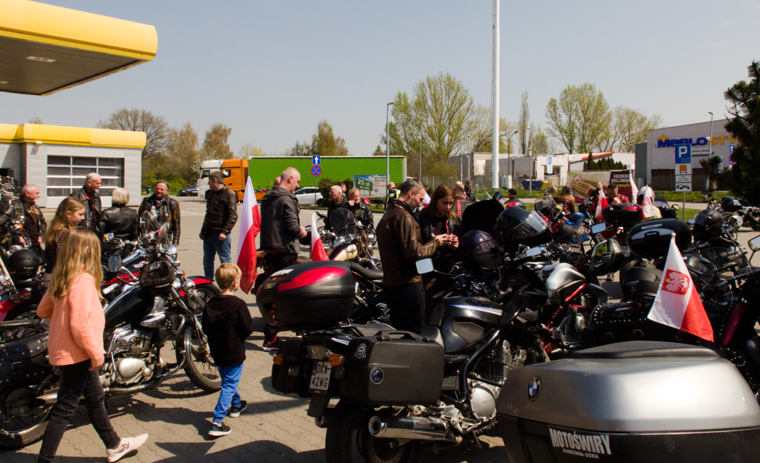Motocyklowy DZIEŃ FLAGI 2022 w Wałbrzychu