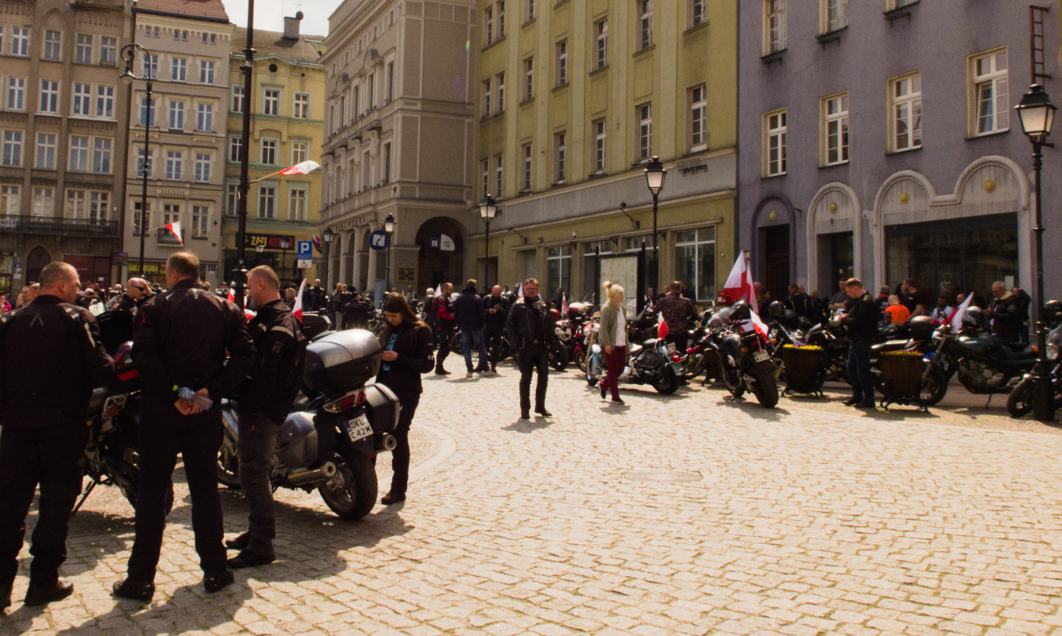 Motocyklowy DZIEŃ FLAGI 2022 w Wałbrzychu